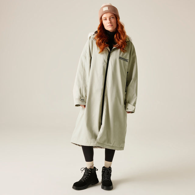 Regatta Adults Waterproof Changing Dry Robe Pro