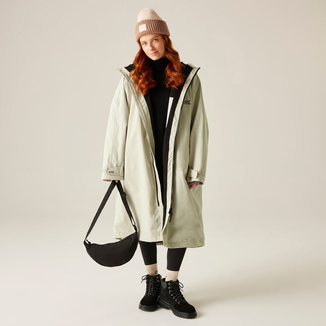 Regatta Adults Waterproof Changing Dry Robe Pro