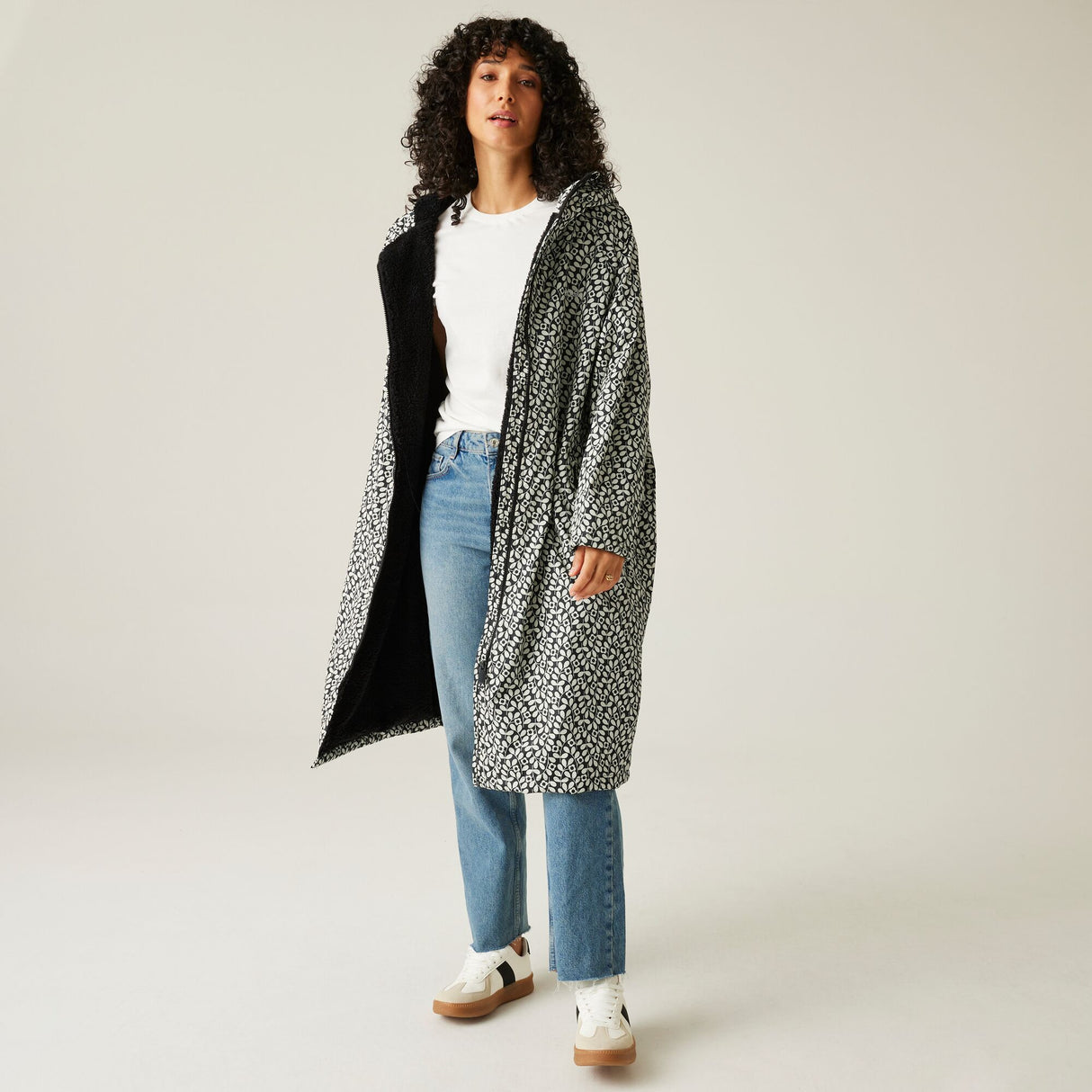 Regatta Womens Orla Kiely Waterproof Dry Changing Robe