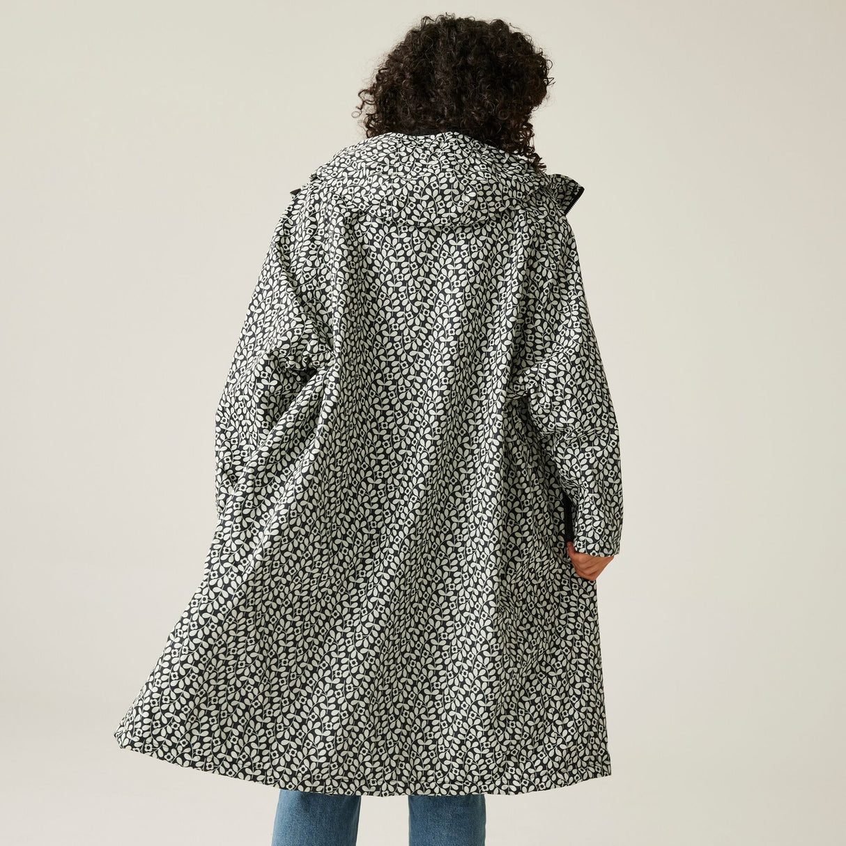 Regatta Womens Orla Kiely Waterproof Dry Changing Robe