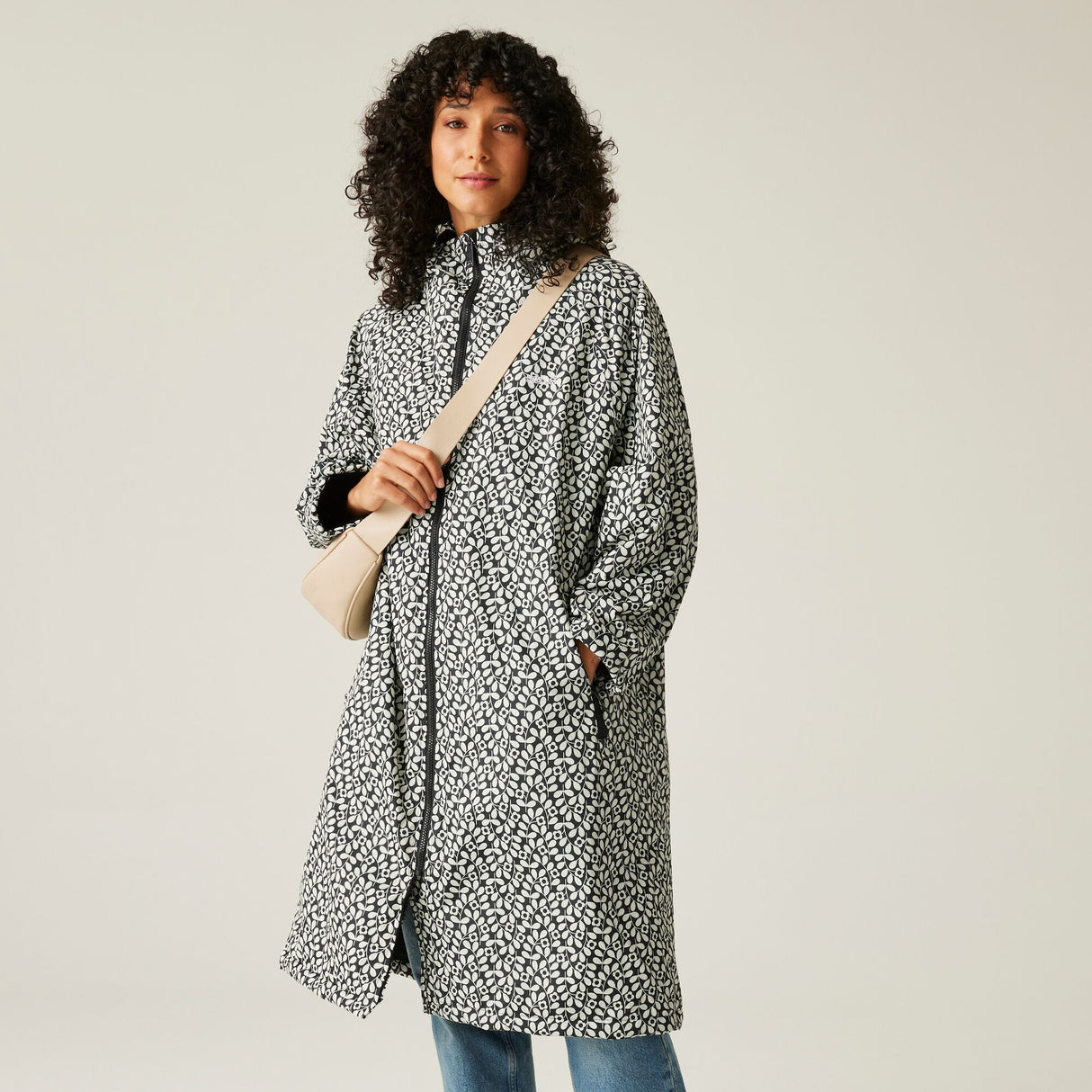 Regatta Womens Orla Kiely Waterproof Dry Changing Robe