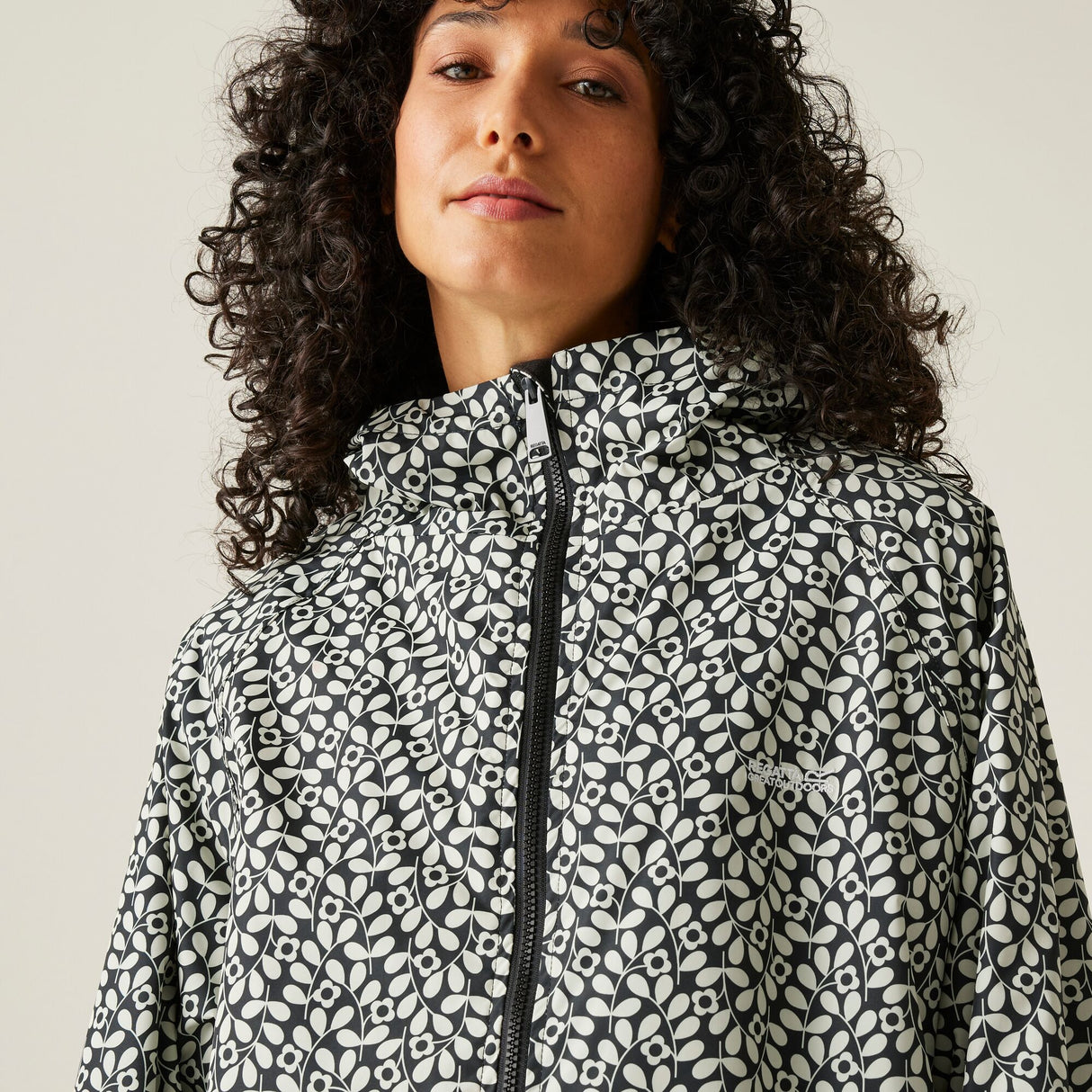 Regatta Womens Orla Kiely Waterproof Dry Changing Robe
