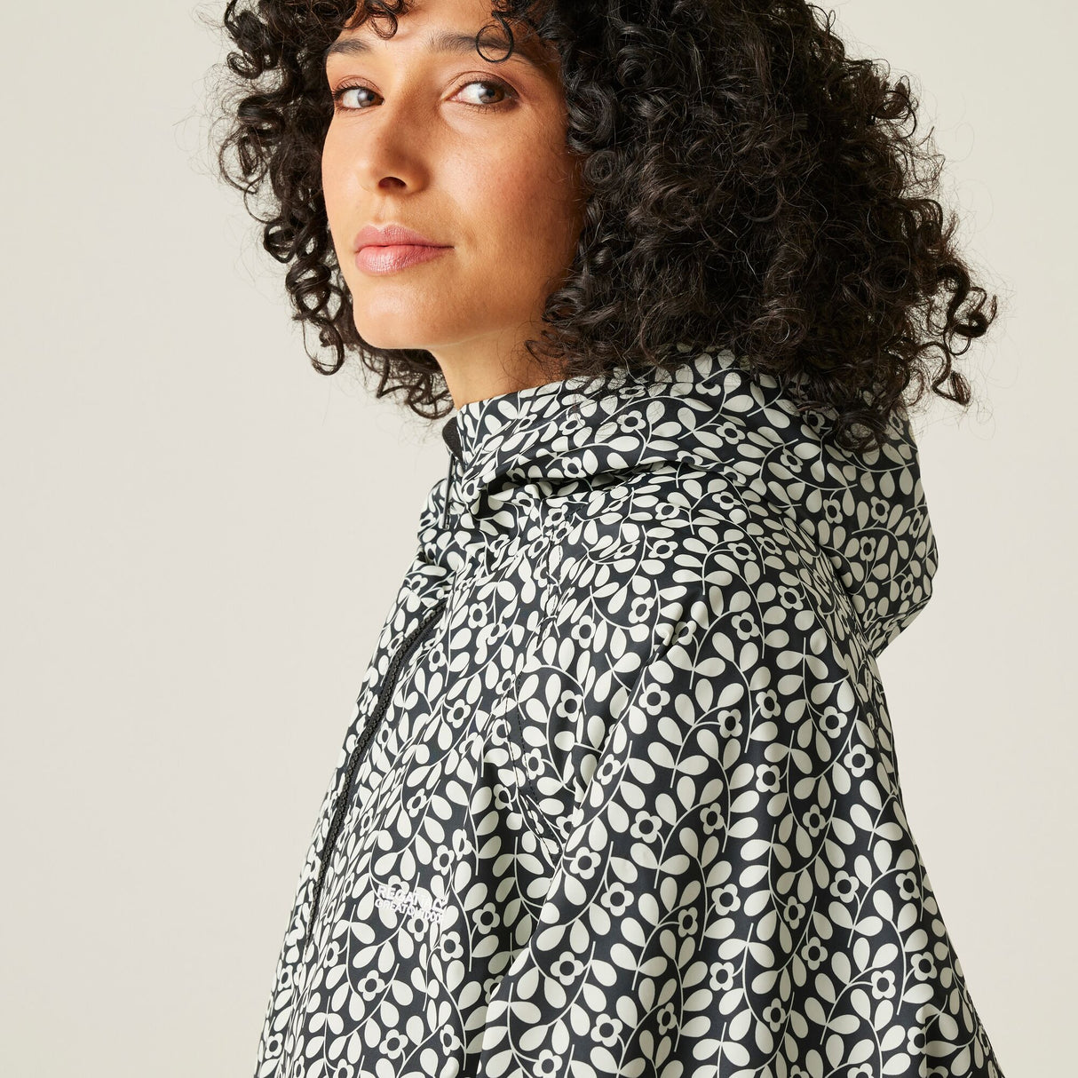 Regatta Womens Orla Kiely Waterproof Dry Changing Robe