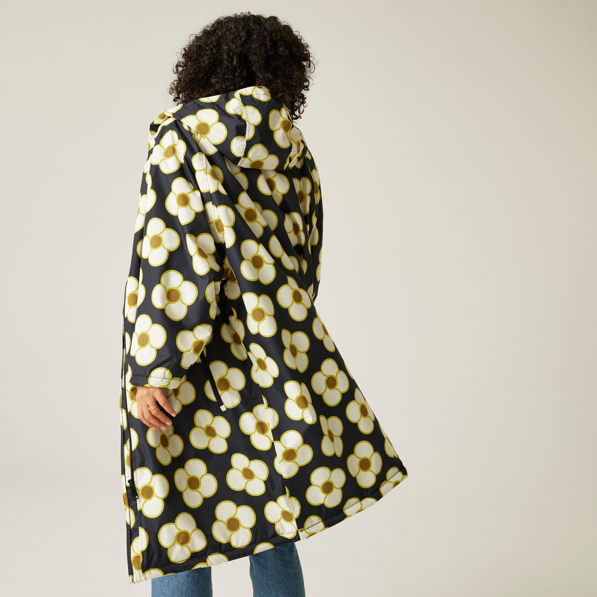 Regatta Womens Orla Kiely Waterproof Dry Changing Robe